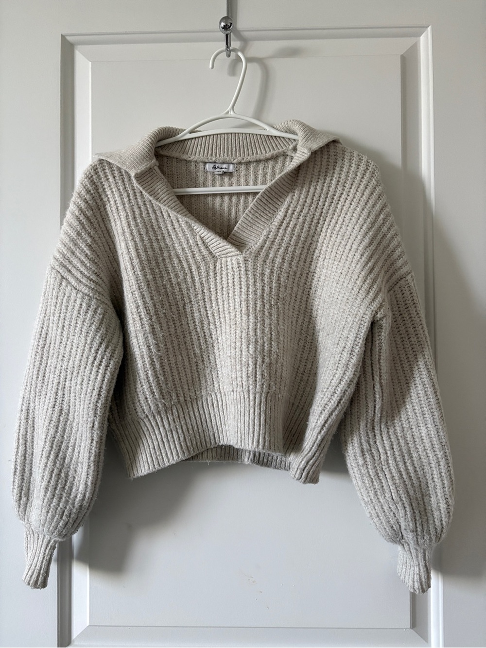 Reitmans Cream Ribbed V-Neck Hooded Sweater